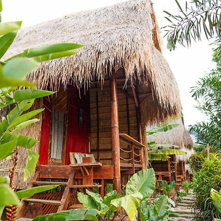 Sten Lodge Labuan Bajo Dış mekan fotoğraf